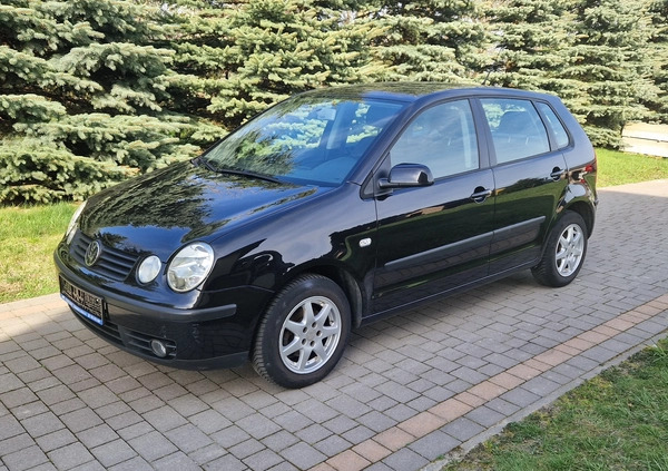 Volkswagen Polo cena 8500 przebieg: 238302, rok produkcji 2004 z Międzychód małe 137